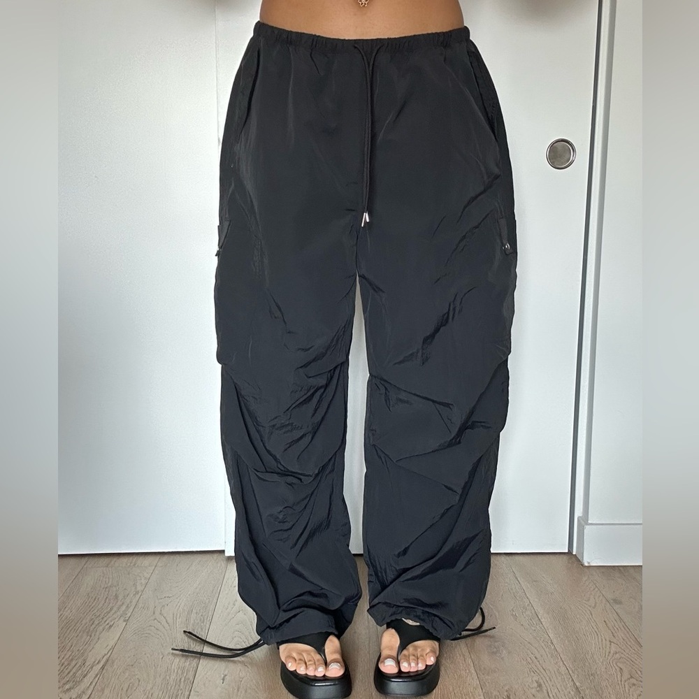 H&M Baggy Cargo Parachute Pants